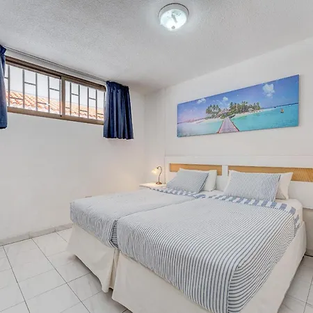 Perfect Sea View Floor Loscristianos 아파트